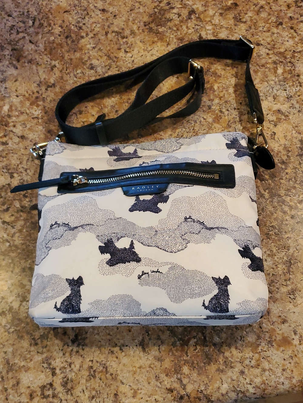 RADLEY LONDON White & Navy Scottie Pattern Crossbody Bag